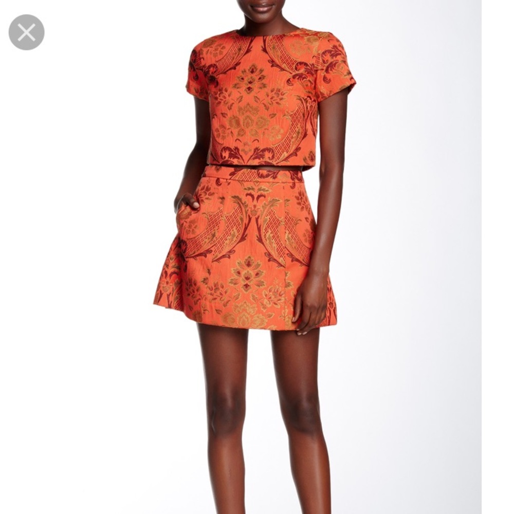 Alice + Olivia Loran Jacquard 2 Piece Skirt Set - Picture 6 of 7